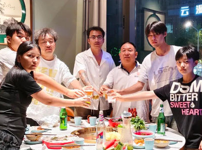 从试学到月薪8500+，从学员到公司创始人！磨岩学子用实力书